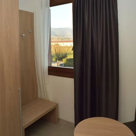 Al Barcon Aparthotel 4*